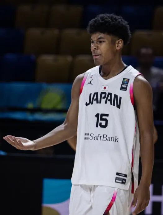 亚洲杯为官, 对内线核心, 白谷也是训