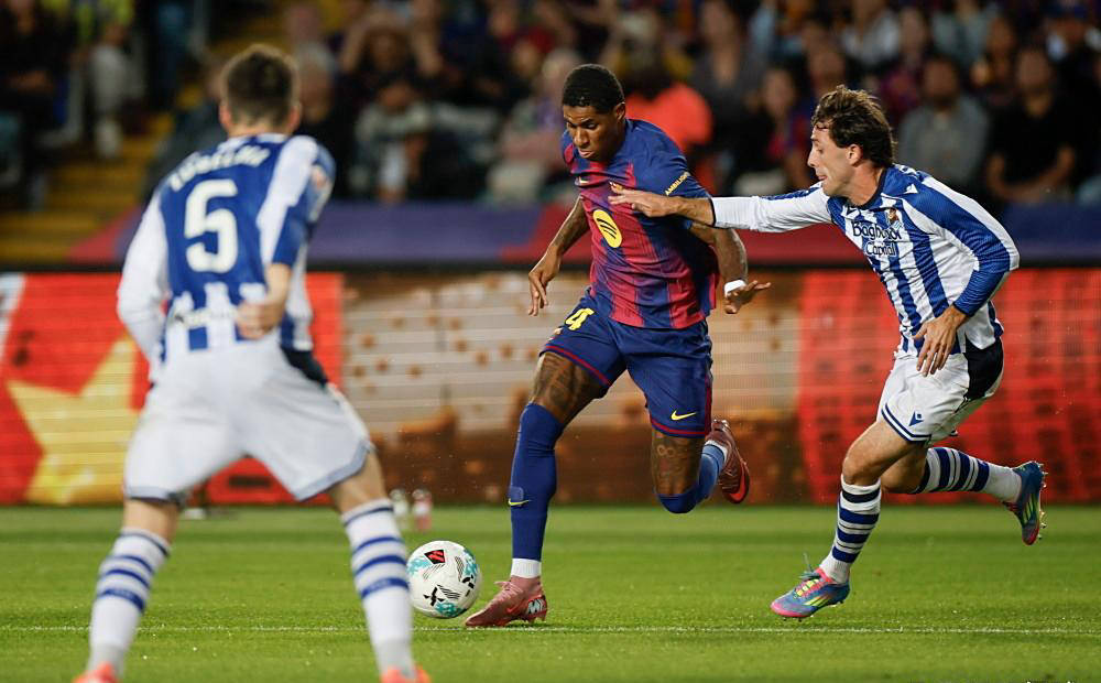 储备, 的后防补强, 尔则以